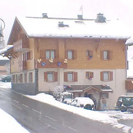 3 Pieces Avec Balcon, Proche Centre