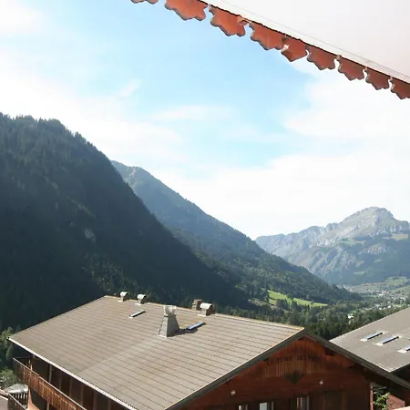 3 Pieces Avec Balcon, Proche Centre Apartment *