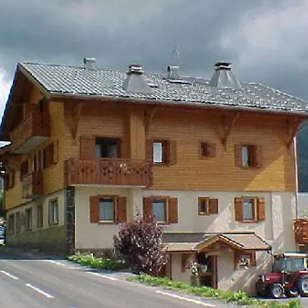 3 Pieces Avec Balcon, Proche Centre *